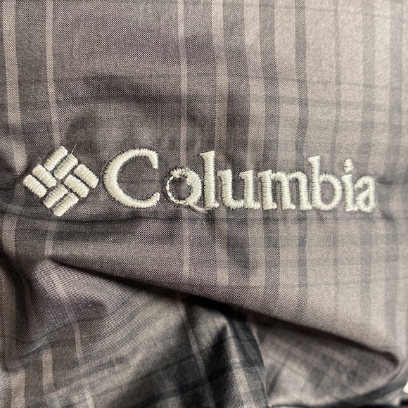 Columbia size M womens plaid puffer coat - Picture 14 of 14